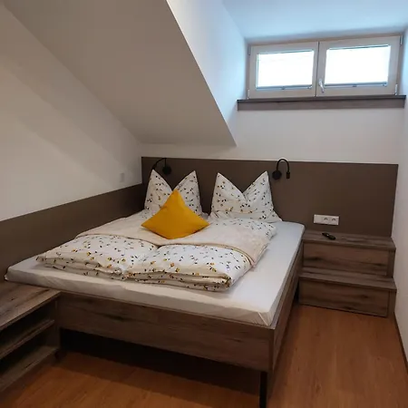 Apartments-salzkammergut Hallstaettersee Und Gosausee アパート ゴーザウ